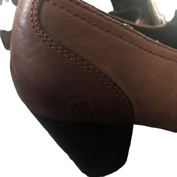 BORN Kiltie Double Mary Jane Brogue Western Leather Round Toe Pump Sz 8 M W61637 - Picture 5 of 9